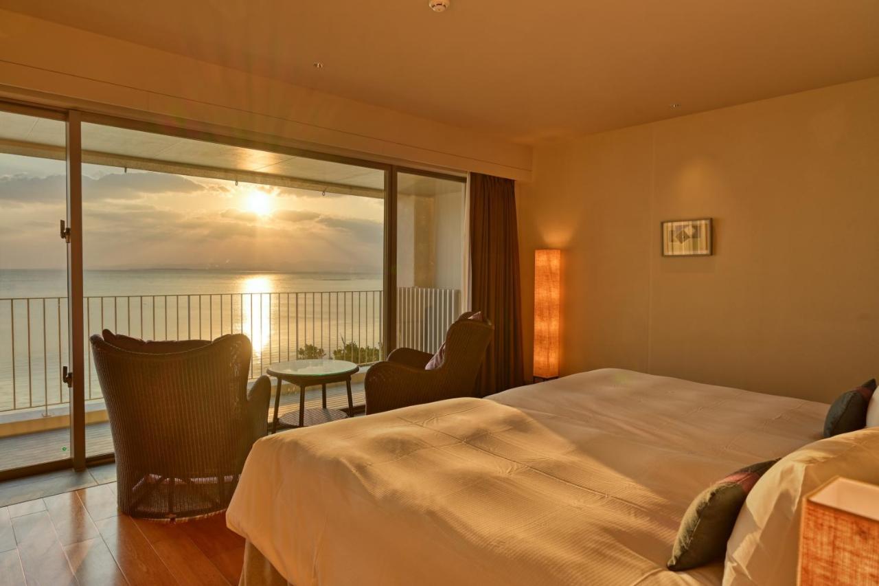 Beach Hotel Sunshine Ishigakijima Ishigaki  المظهر الخارجي الصورة